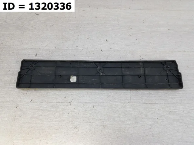 Накладка под номер для Hyundai Tucson TL rest 2018-2021 на фотографиях