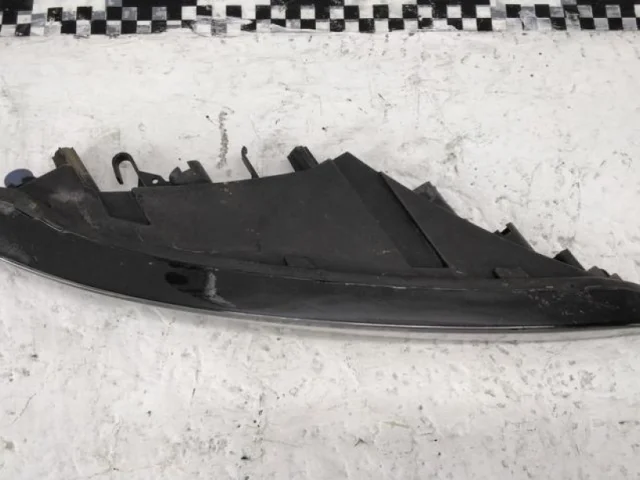 Дневной ходовой огонь левый для Porsche Macan 95B 2014-2023 на фотографиях