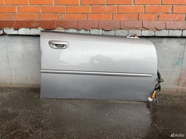 Дверь передняя правая для Subaru Legacy BL/B13 2003-2009 на фотографиях