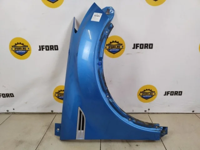Крыло правое для Ford Kuga CBV 2008-2013 на фотографиях