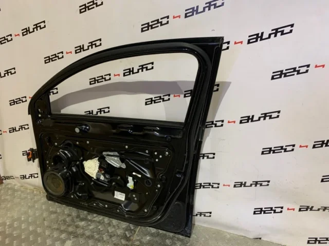 Дверь передняя правая для Volkswagen Passat Variant (B6, Typ 3C) 2004-2010 на фотографиях