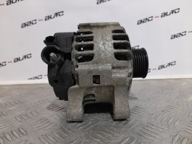 Генератор для Citroen C4 Хэтчбек 2004-2011 на фотографиях