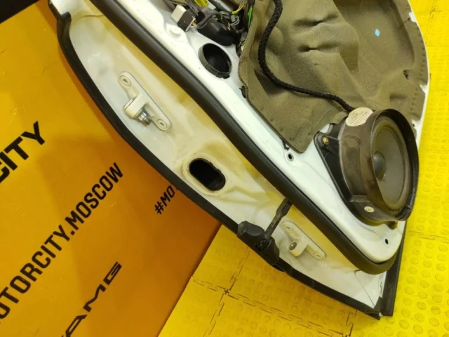 Дверь передняя правая для Mercedes-Benz S class W220 1998-2005 на фотографиях