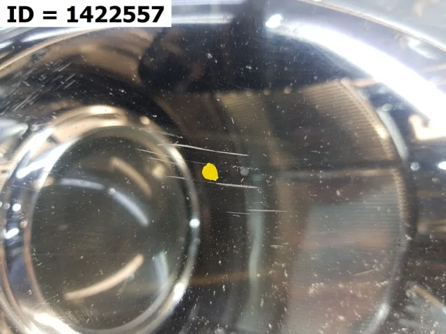 Фара правая для Infiniti QX 56 2010-2014 на фотографиях