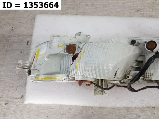 Фонарь правый для Hyundai Tucson NX4 2020+ на фотографиях