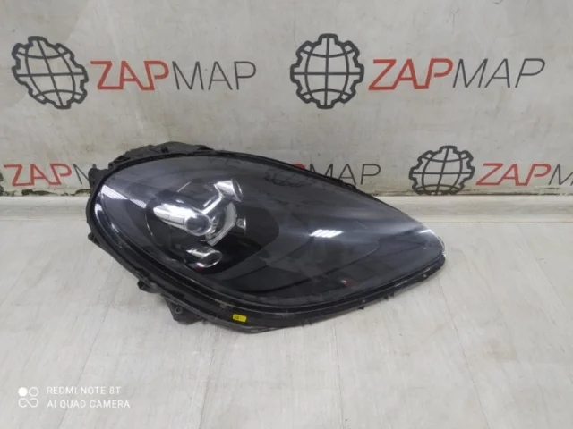 Фара правая для Porsche Macan 95B 2014-2023 на фотографиях