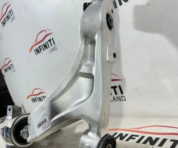 Рычаг передний правый нижний для Infiniti QX 70 2013-2019 на фотографиях