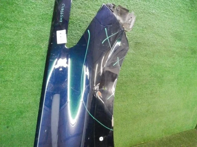 Крыло правое для Infiniti QX 80 2013-2022 на фотографиях