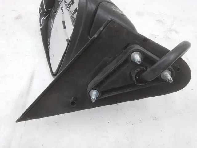 Стекла и зеркала для Nissan Juke YF15 JDM 2010-2014 на фотографиях