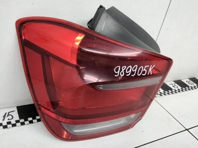 Фонарь внешний левый для BMW 1er Ф20 rest.1 2015-2020 на фотографиях