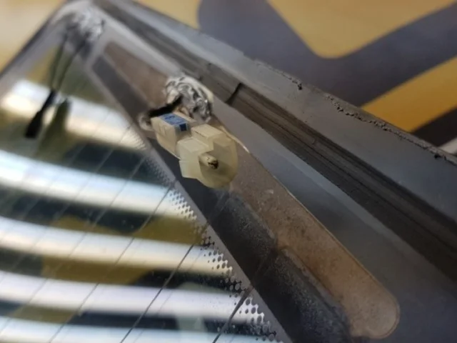 Стекло заднее для BMW 7er Е38 1994-2001 на фотографиях