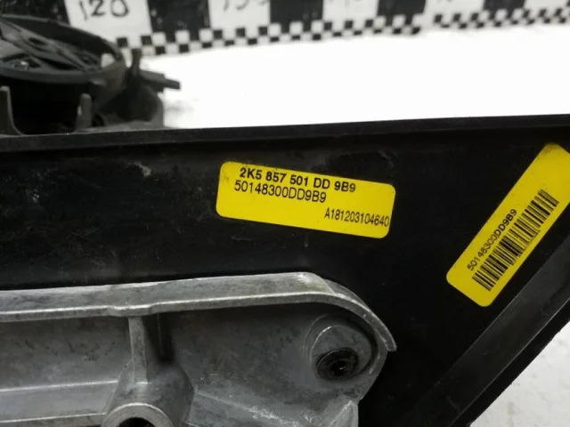 Стекла и зеркала для Volkswagen Caddy IV (2K) 2015-2020 на фотографиях