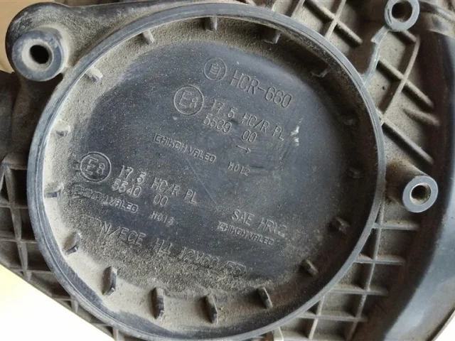 Фары для Nissan Juke YF15 JDM 2010-2014 на фотографиях