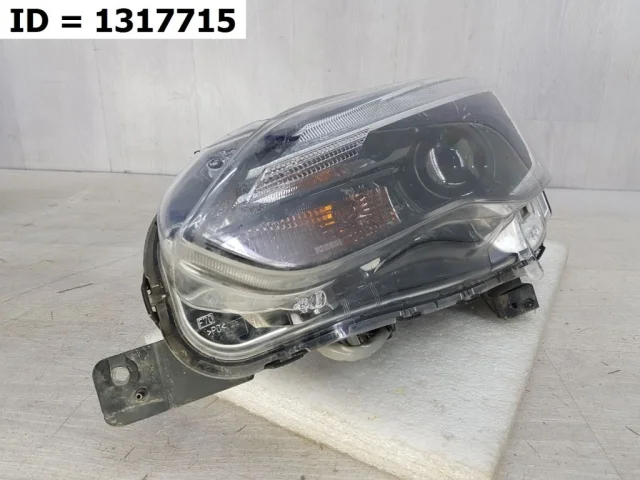 Фара ксенон левая для Subaru XV GT/G24 2017+ на фотографиях