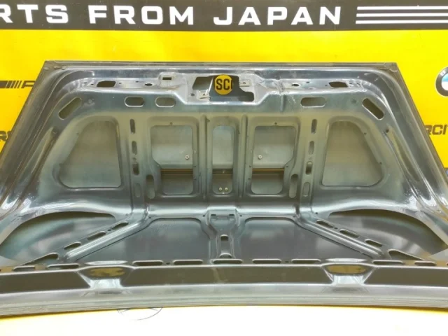 Двери для Mercedes-Benz C class W202 1993-2001 на фотографиях