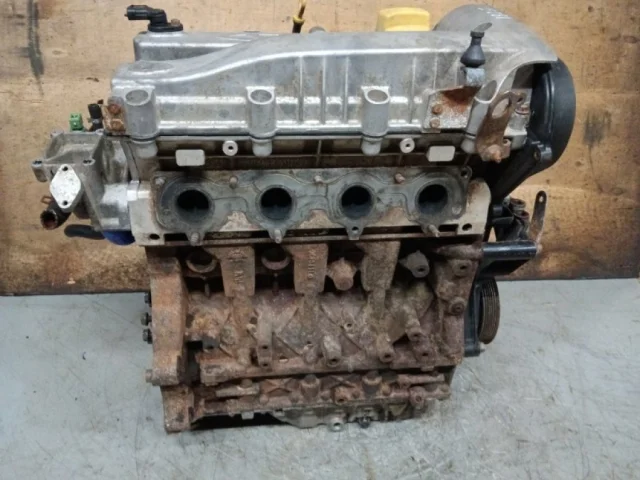 Двигатель без навесного для Vortex Estina A5FL 2008-2014 на фотографиях