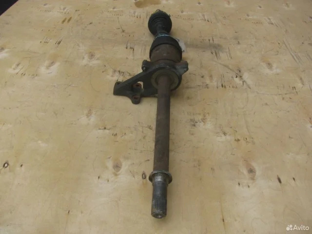 Привод передний правый для Nissan Teana J31 2003-2007 на фотографиях