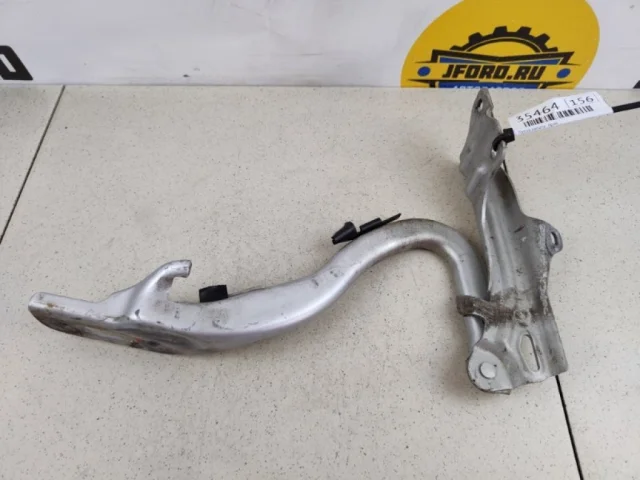 Петля капота левая для Suzuki SX4 I Rest 2010-2013 на фотографиях