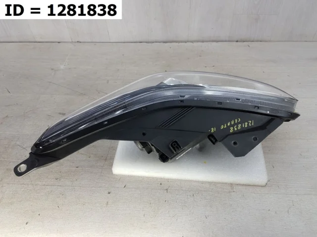 Фара ксенон левая для Kia Cerato YD 2016-2020 rest. на фотографиях