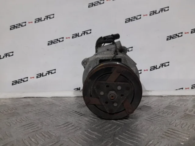 Компрессор кондиционера для Peugeot 4007 GP 2007-2014 на фотографиях