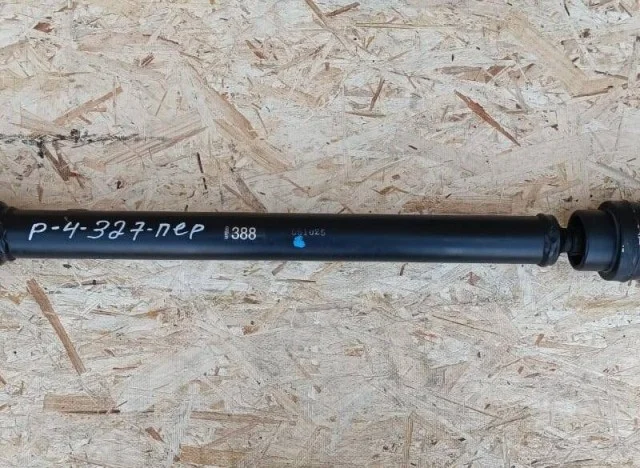 Карданный вал передний для Mitsubishi Pajero V90 5dr rest II 2014-2020 на фотографиях