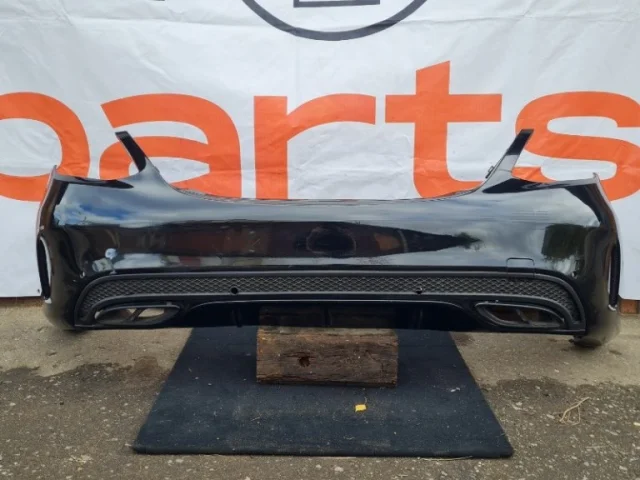 Бампер задний для Mercedes-Benz C class C205 2014-2020 на фотографиях