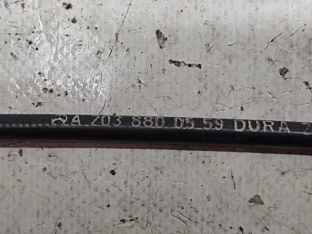 Трос замка капота для Mercedes-Benz C class CL203 2000-2008 на фотографиях