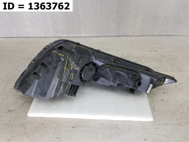 Фара правая для Hyundai Tucson NX4 2020+ на фотографиях