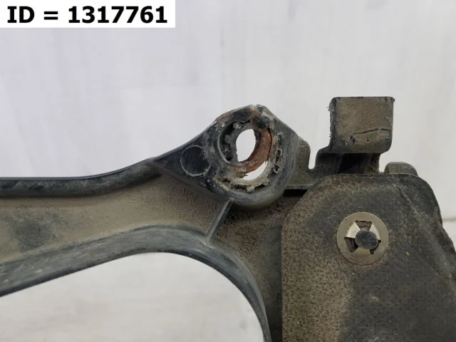 Защита картера двигателя для Subaru XV GT/G24 2017+ на фотографиях