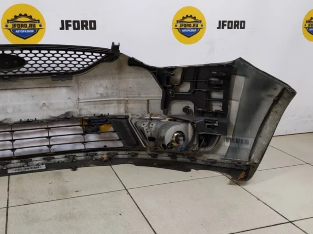 Бампер передний для Ford Galaxy CD340 2006-2015 на фотографиях