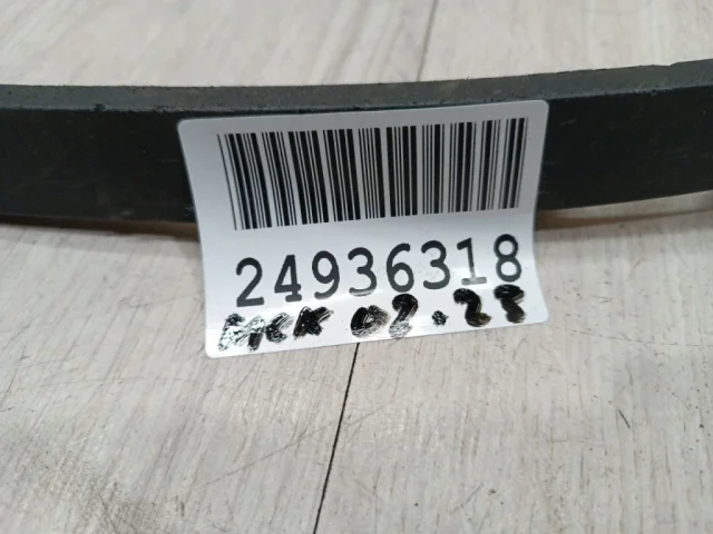 Отбойник капота для Kia Cerato YD 2016-2020 rest. на фотографиях