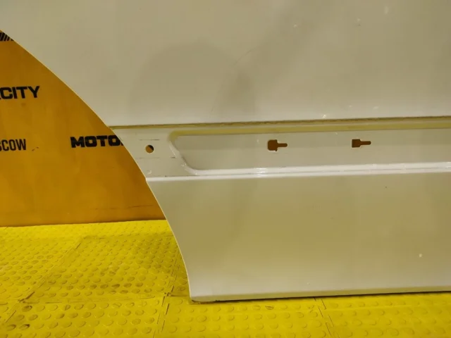 Дверь задняя правая для Mercedes-Benz S class W220 1998-2005 на фотографиях