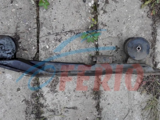 Подрамник двигателя для Suzuki SX4 2006-2009 на фотографиях