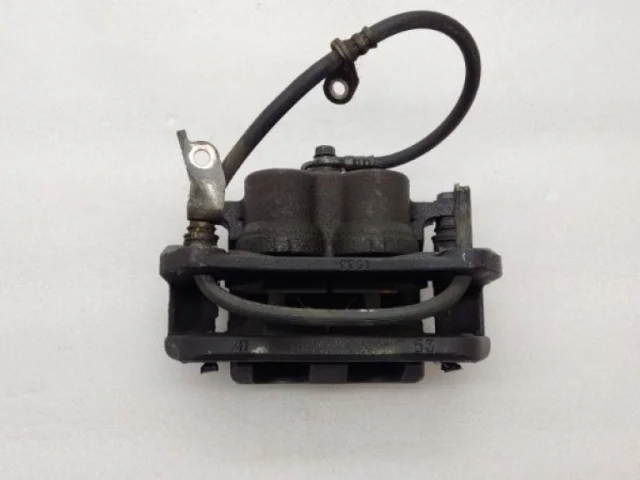 Суппорт передний правый для Lexus RX GGL10,15,16W, GYL10,15,16W (JDM) 2009-2014 на фотографиях