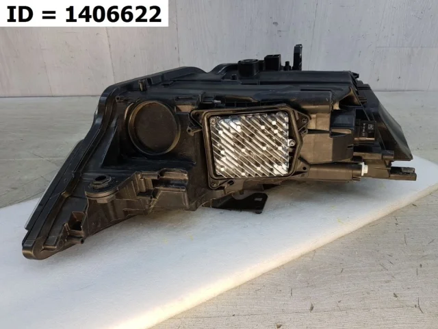 Фара левая для Audi A6 C8 Allroad quattro 2019+ на фотографиях