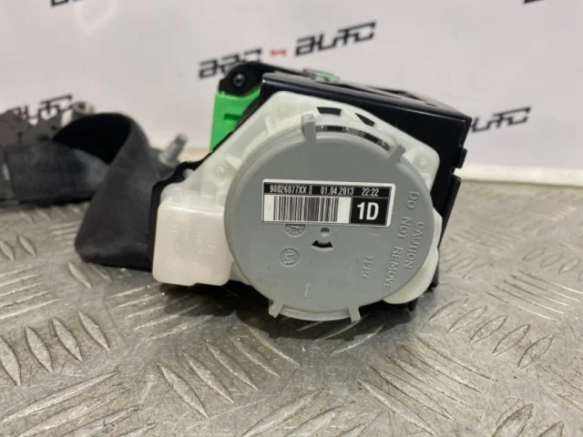 Ремень безопасности передний правый для Citroen C4 Хэтчбек 2010-2016 на фотографиях