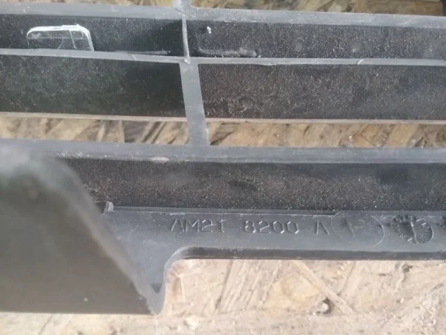 Решетка радиатора для Ford Galaxy CD340 2006-2015 на фотографиях