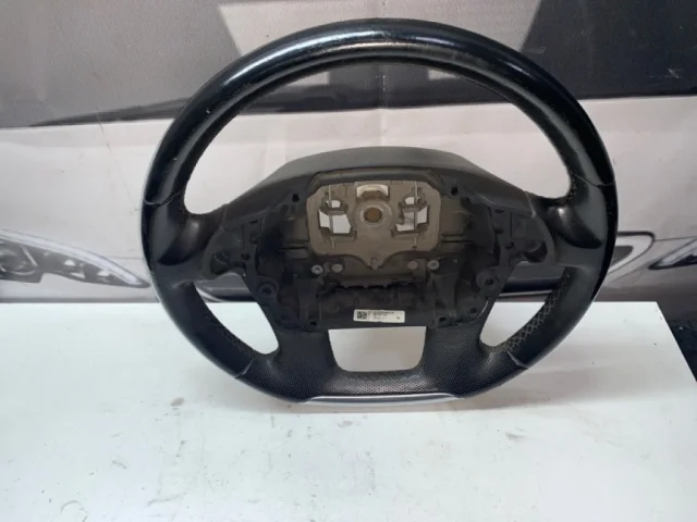 Руль для Citroen C4 Седан 2010-2016 на фотографиях