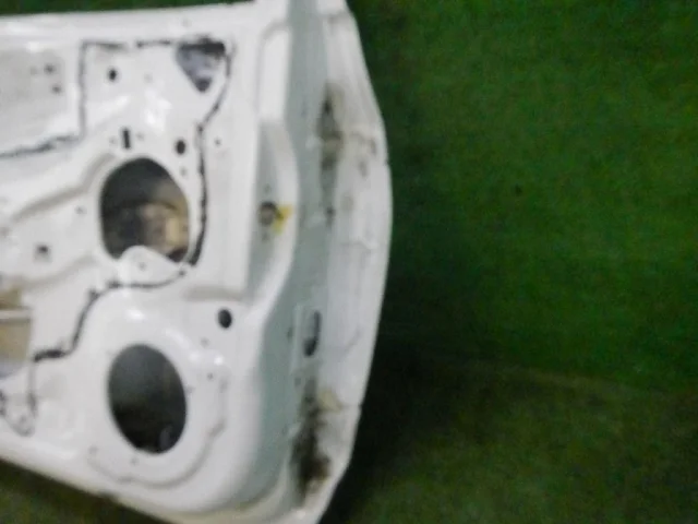 Двери для Suzuki SX4 2013-2016 на фотографиях