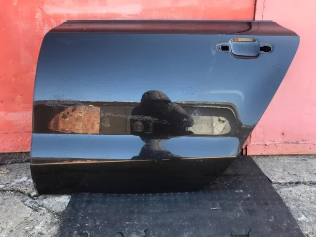 Дверь задняя левая для Audi A7 4G 2010-2014 на фотографиях