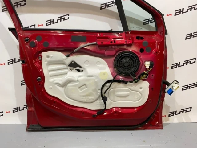 Двери для Citroen C4 Хэтчбек 3dr 2004-2011 на фотографиях