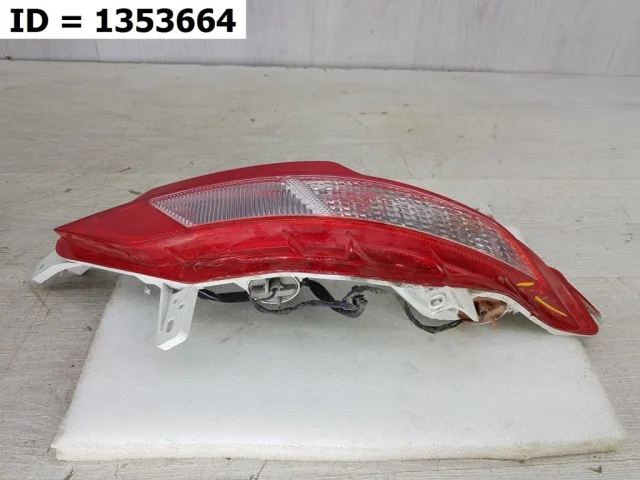 Фонарь правый для Hyundai Tucson NX4 2020+ на фотографиях