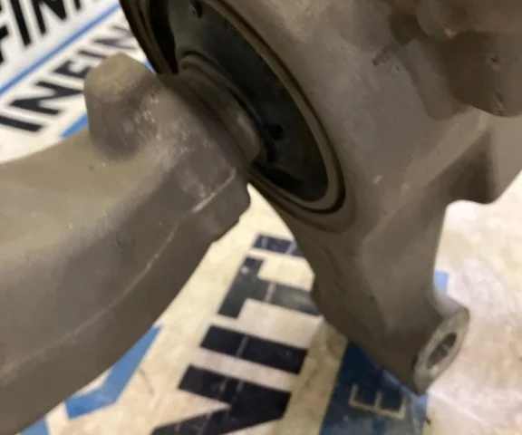 Рычаг передний правый нижний для Infiniti QX 50 2013-2015 на фотографиях