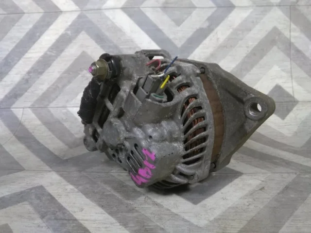 Генератор для Mitsubishi Lancer 10 Хэтчбек CY 2007-2010 на фотографиях