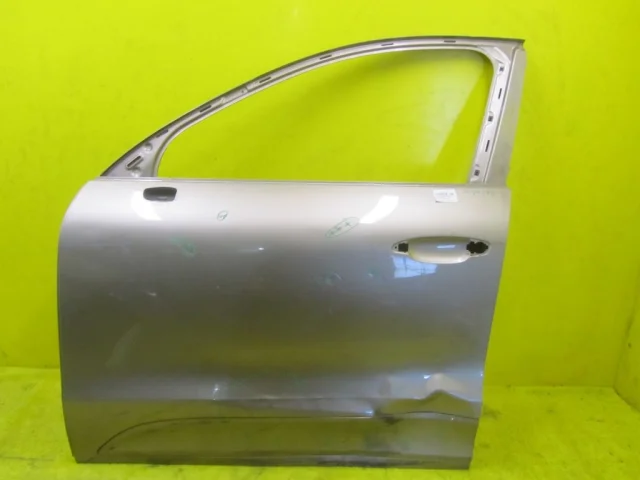 Двери для Porsche Macan 95B 2014-2023 на фотографиях