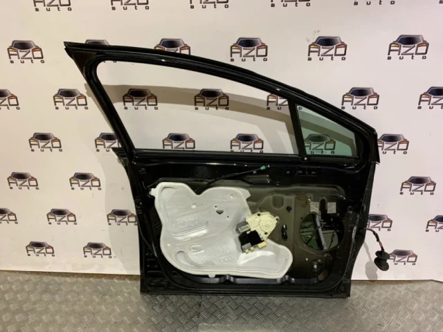 Двери для Citroen C4 Хэтчбек 2004-2011 на фотографиях