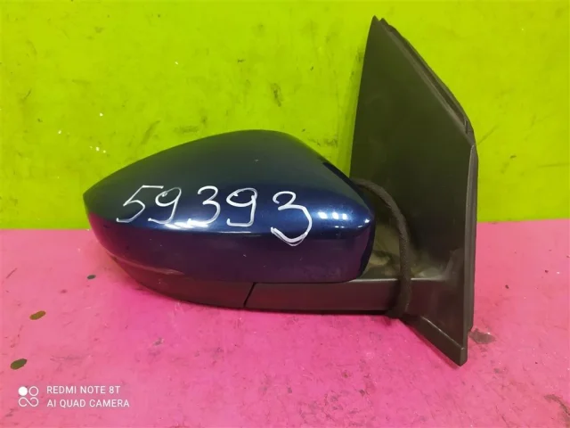 Стекла и зеркала для Volkswagen Polo V (6R) 2009-2014 на фотографиях