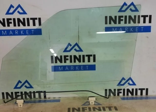 Стекла и зеркала для Infiniti QX 56 2010-2014 на фотографиях