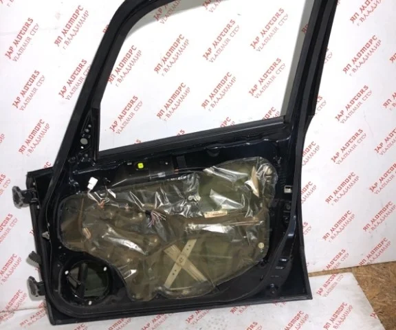 Дверь передняя правая для Suzuki SX4 2006-2009 на фотографиях