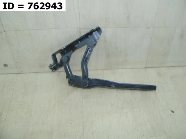 Петля капота правая для Volkswagen Polo V (6C) Седан 2015-2020 на фотографиях